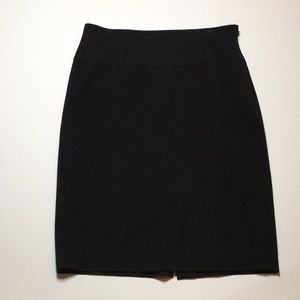 Women's Black Nine West Falcon Crest Skirt. NWT